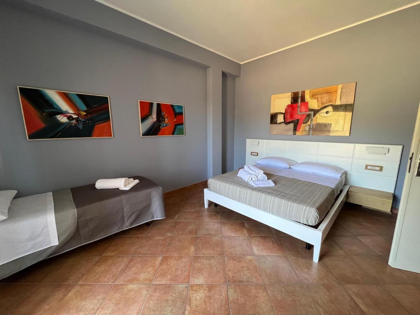דירות טרופאה Casa La Pineta מראה חיצוני תמונה